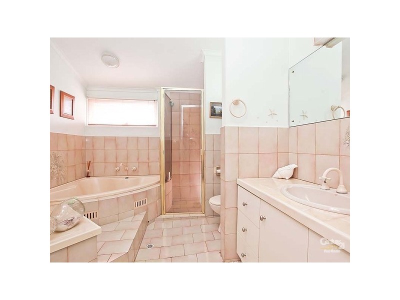 16 Liberty Avenue, North Haven SA 5018