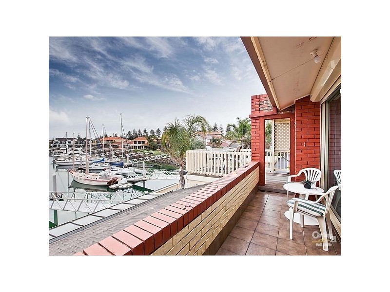 16 Liberty Avenue, North Haven SA 5018