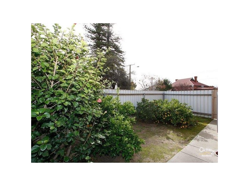 1/95 Russell Street, Rosewater SA 5013