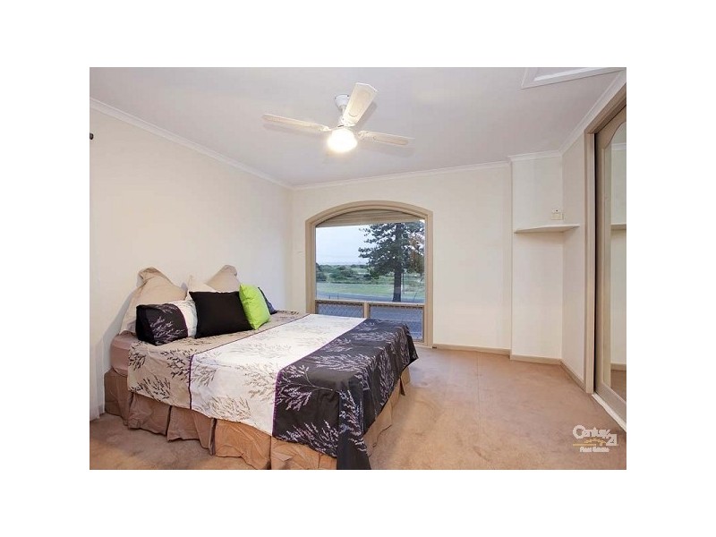 383 Lady Gowrie Drive, Osborne SA 5017