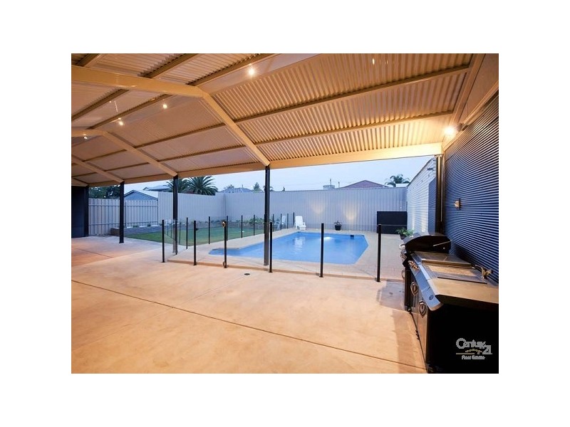 383 Lady Gowrie Drive, Osborne SA 5017