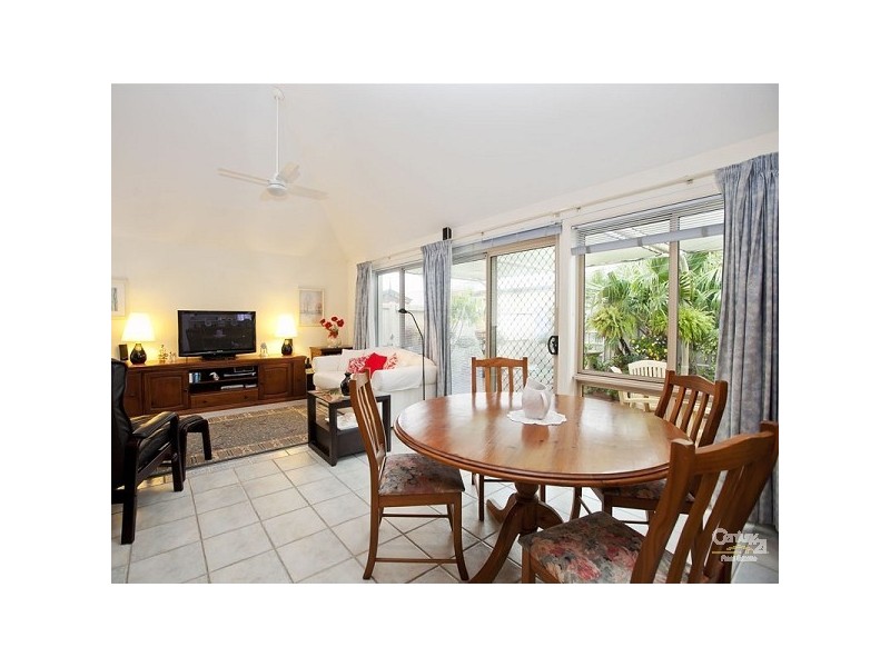 6 Buckberry Lane, North Haven SA 5018