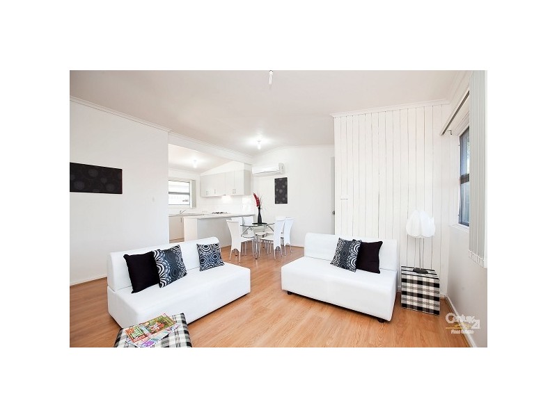 32 Moldavia Walk, Taperoo SA 5017