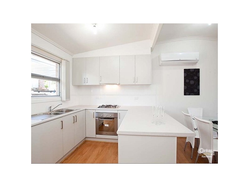 32 Moldavia Walk, Taperoo SA 5017