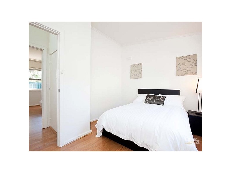 32 Moldavia Walk, Taperoo SA 5017