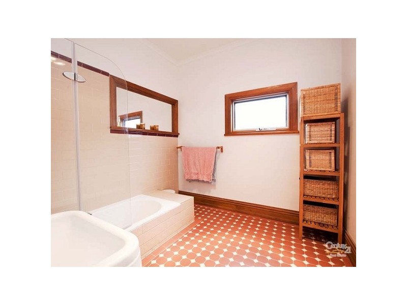 29 Woolnough Road, Semaphore SA 5019