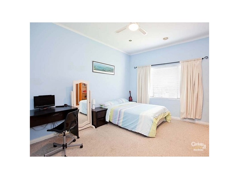 13 Carnarvon Terrace, Largs North SA 5016