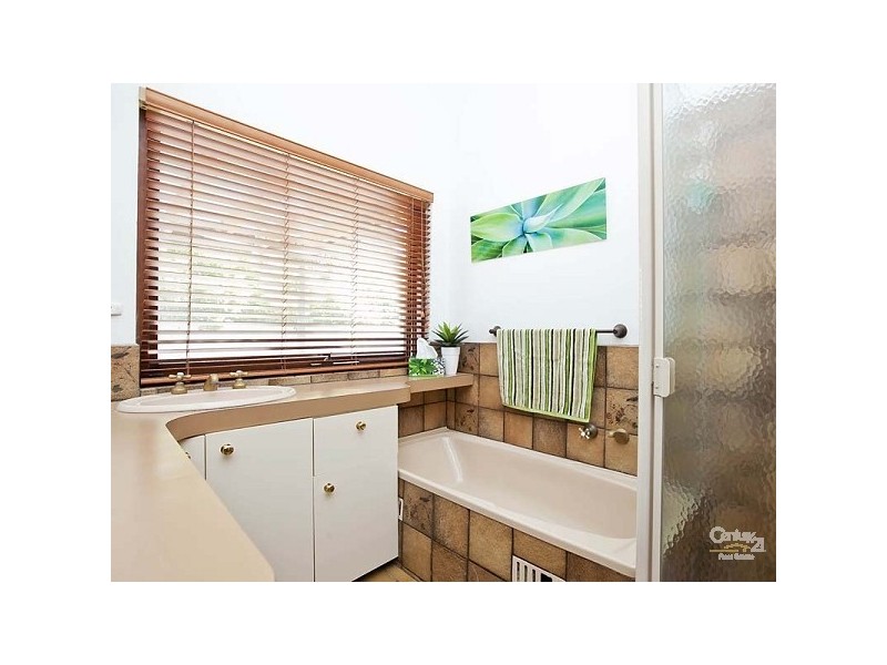 2 Mersey Court, Para Hills SA 5096