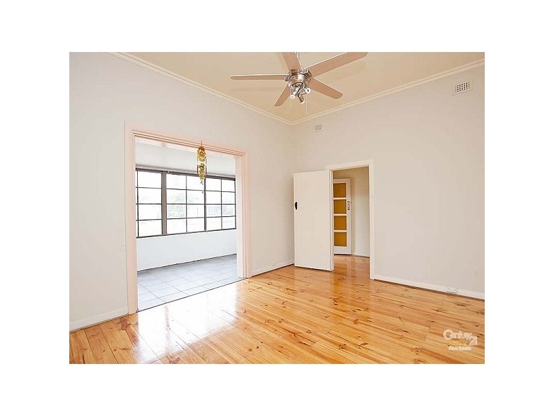 16 Kenilworth Street, Largs North SA 5016