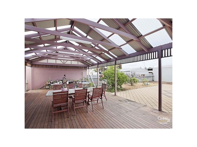 16 Kenilworth Street, Largs North SA 5016