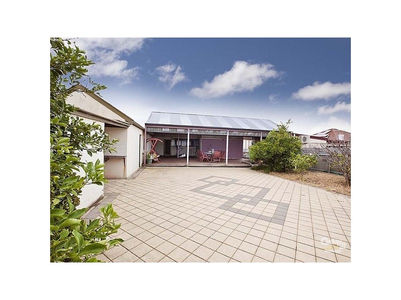 16 Kenilworth Street, Largs North SA 5016