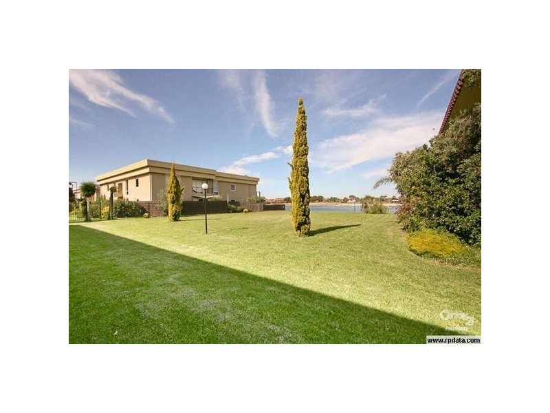 13/72 Military Road, Tennyson SA 5022