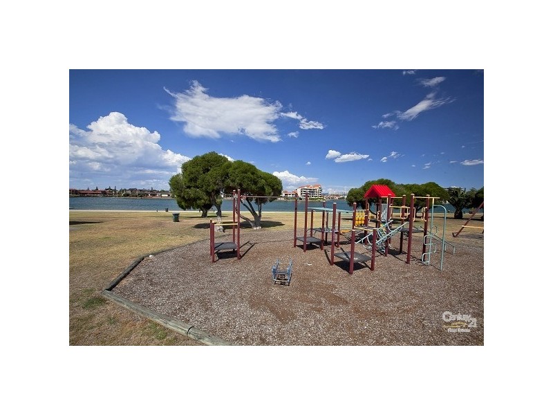 13/72 Military Road, Tennyson SA 5022