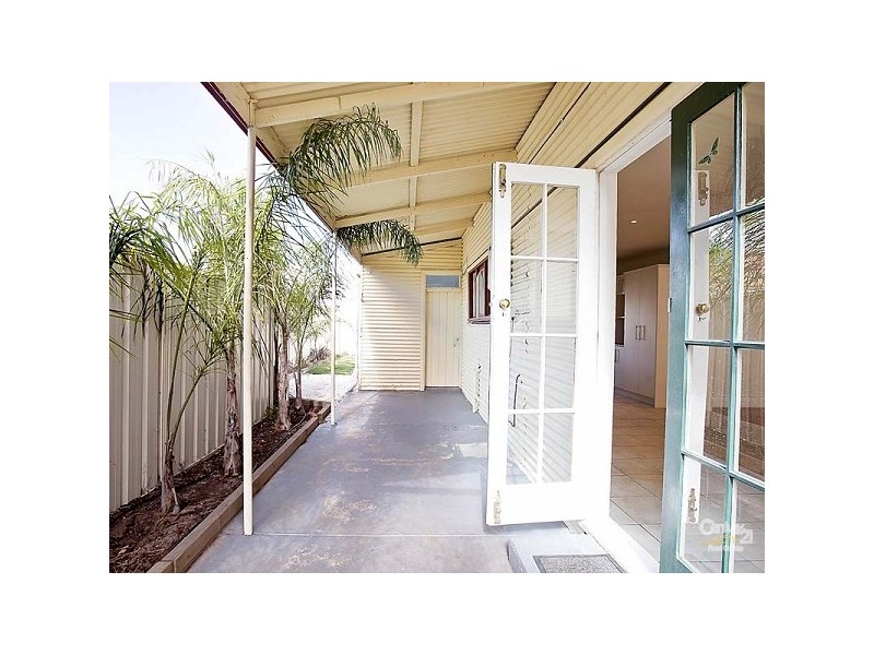 7 Waverley Street, Largs Bay SA 5016