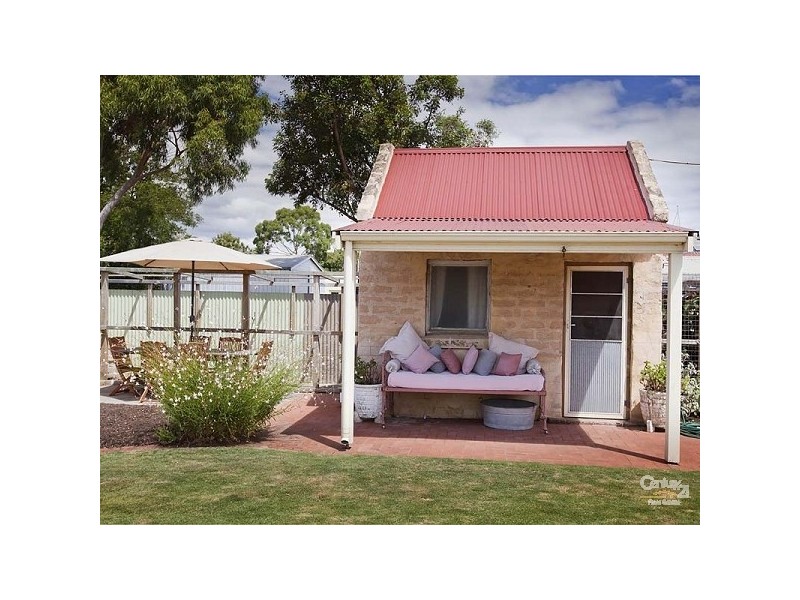 28 Gray Terrace, Rosewater SA 5013