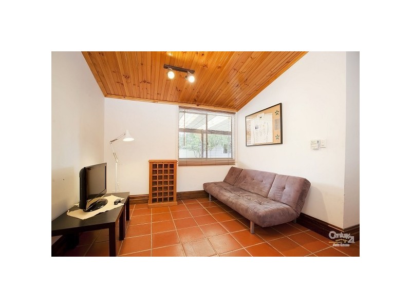 21 Third Avenue, Cheltenham SA 5014