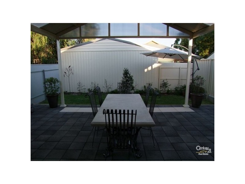 8 Joanna Street, Largs Bay SA 5016