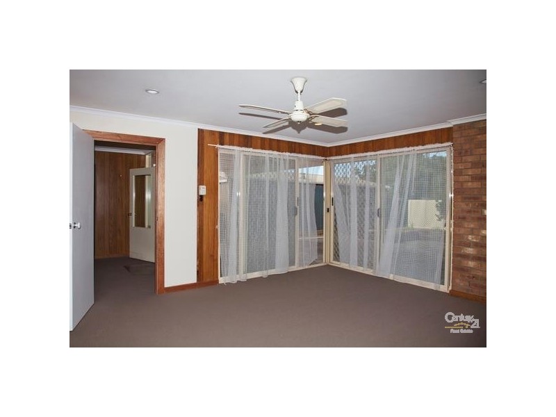 18 The Strand, Largs North SA 5016