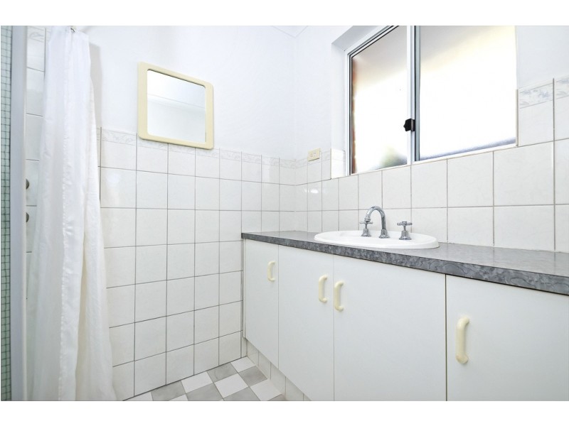 6 Comorin Court, North Haven SA 5018