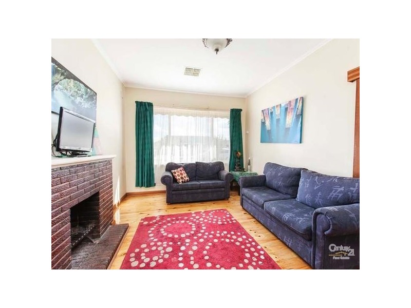 15 Riesling Avenue, Glengowrie SA 5044