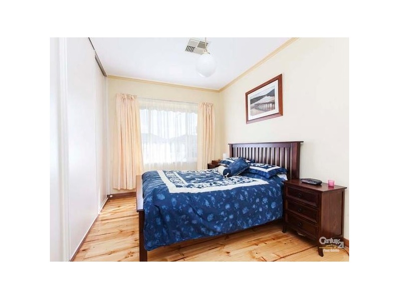 15 Riesling Avenue, Glengowrie SA 5044