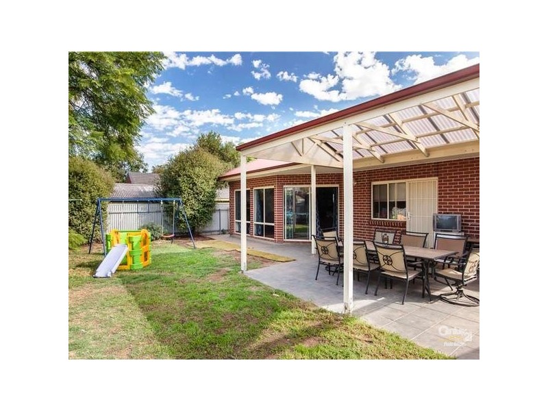 15 Riesling Avenue, Glengowrie SA 5044