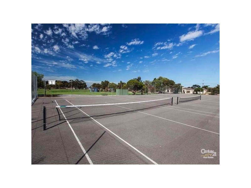 15 Riesling Avenue, Glengowrie SA 5044