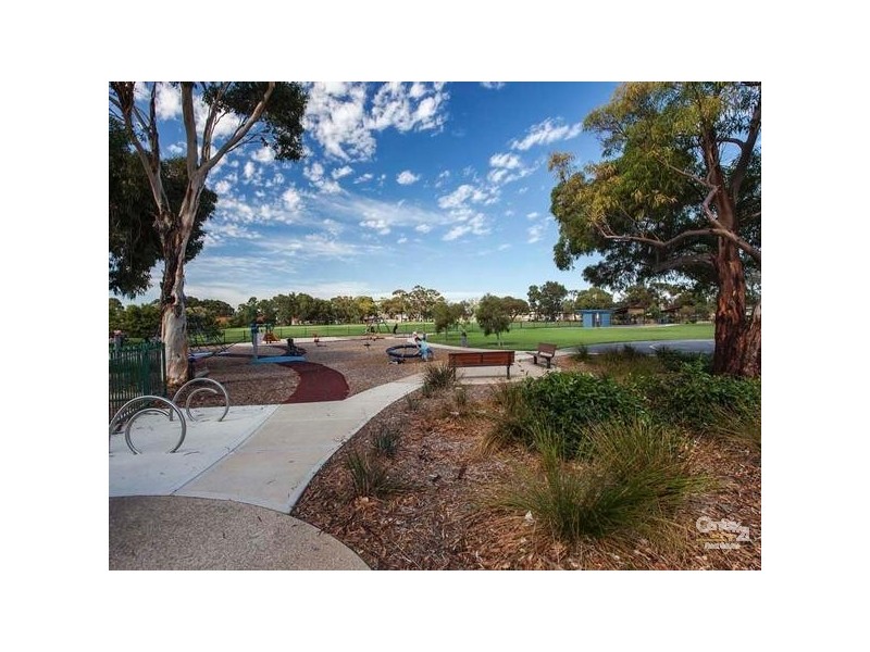 15 Riesling Avenue, Glengowrie SA 5044