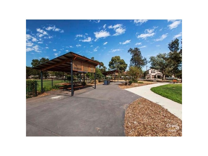 15 Riesling Avenue, Glengowrie SA 5044