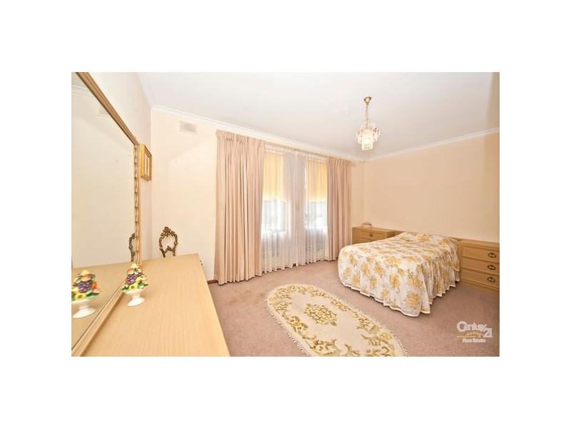 2/15 Anthony Street, Largs Bay SA 5016