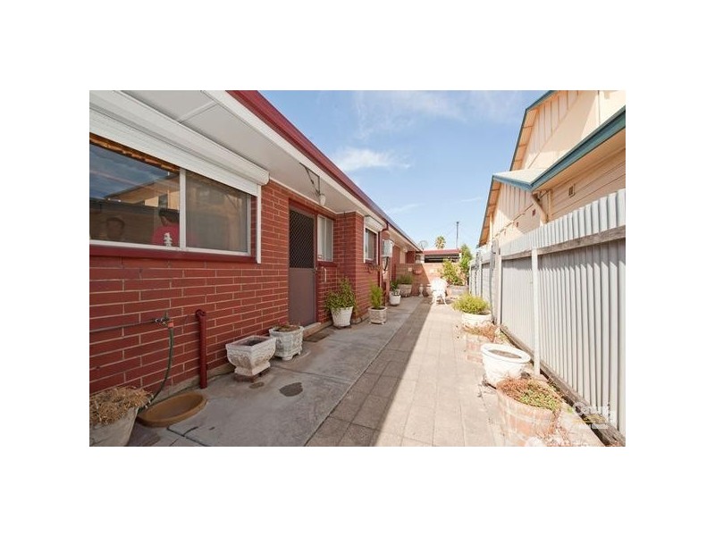 2/15 Anthony Street, Largs Bay SA 5016