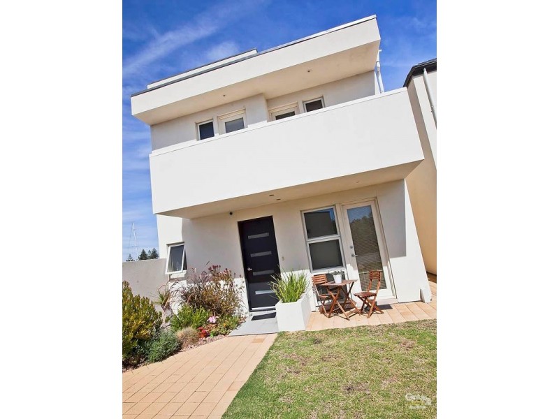 68 Liberty Avenue, North Haven SA 5018