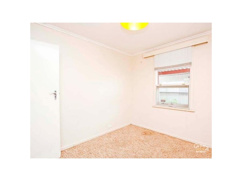 16 Russell Street, Ethelton SA 5015