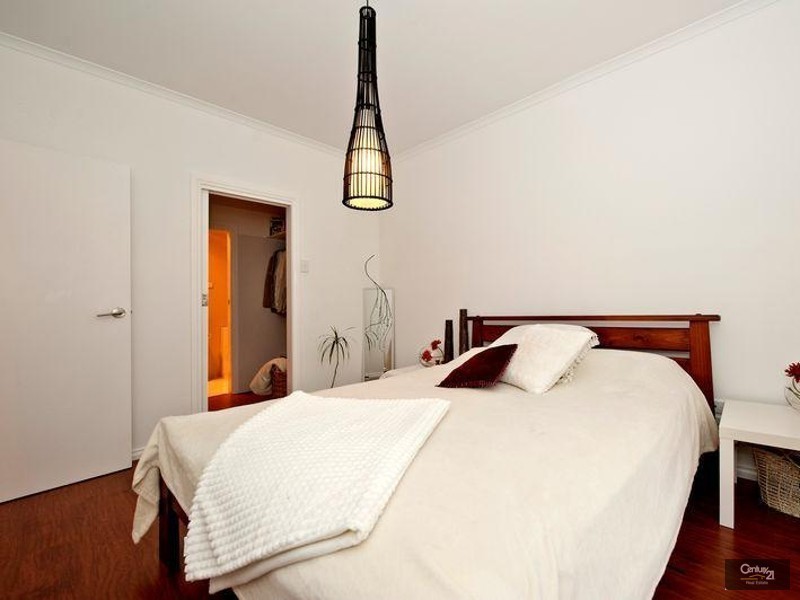 12 Hutley Road, North Haven SA 5018