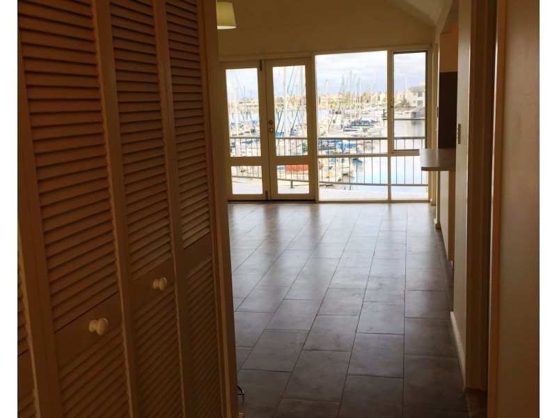 4/12 Arcadia Court, North Haven SA 5018