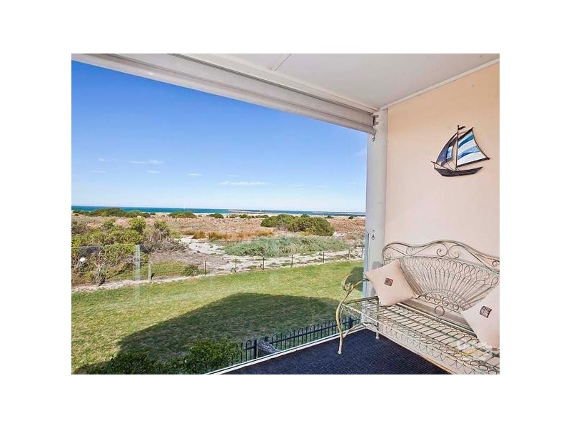 1/24 South Australia One Drive, North Haven SA 5018