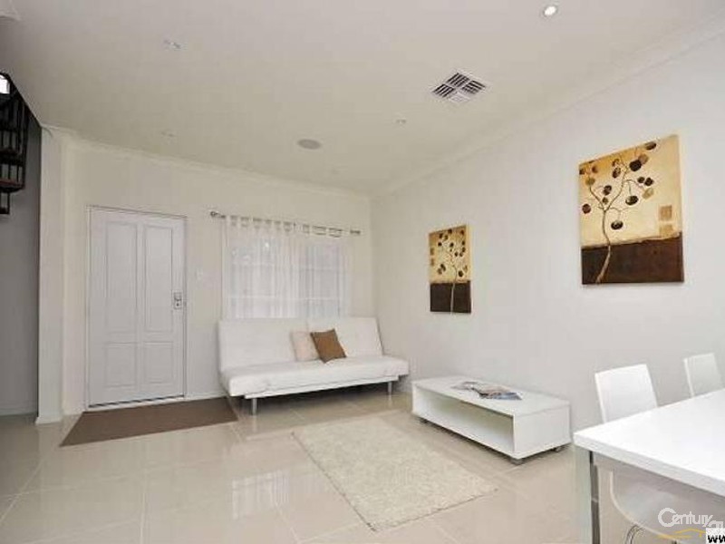 4 Narkunda Street, Largs Bay SA 5016