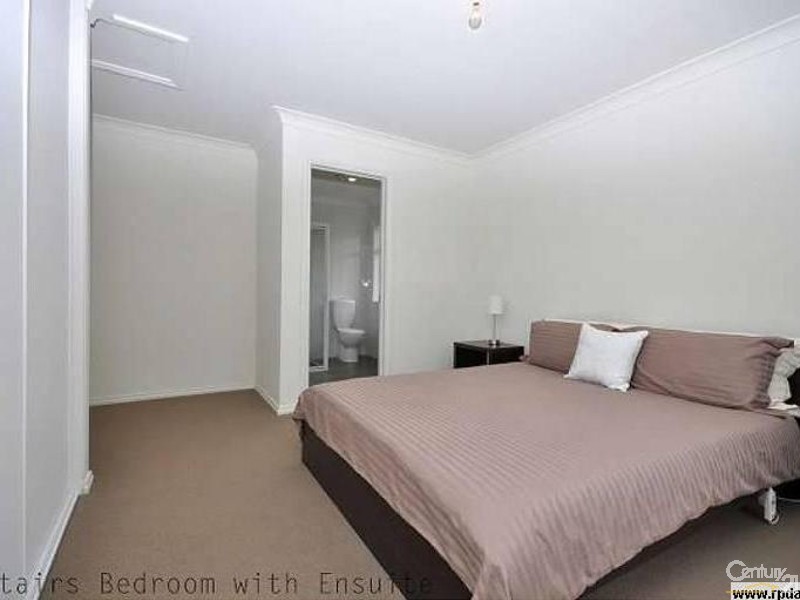 4 Narkunda Street, Largs Bay SA 5016