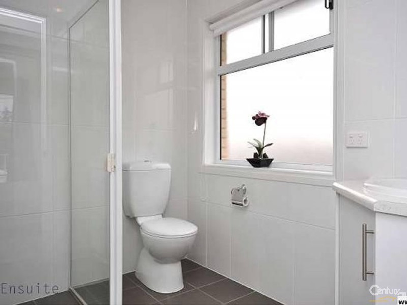 4 Narkunda Street, Largs Bay SA 5016