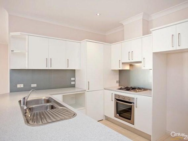 4 Carnarvon Avenue, Glenelg North SA 5045