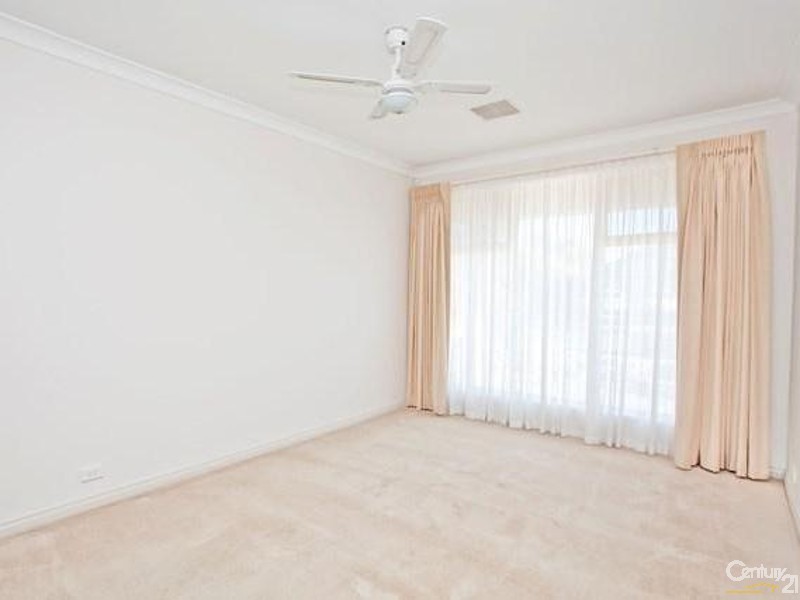 4 Carnarvon Avenue, Glenelg North SA 5045