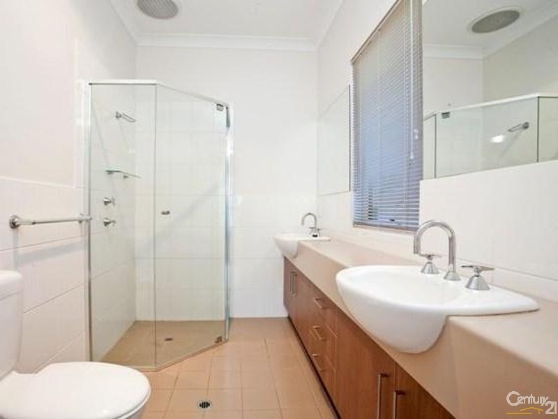 4 Carnarvon Avenue, Glenelg North SA 5045