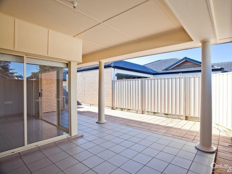 4 Carnarvon Avenue, Glenelg North SA 5045