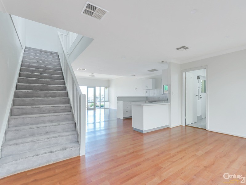 8/12 Arcadia Court, North Haven SA 5018