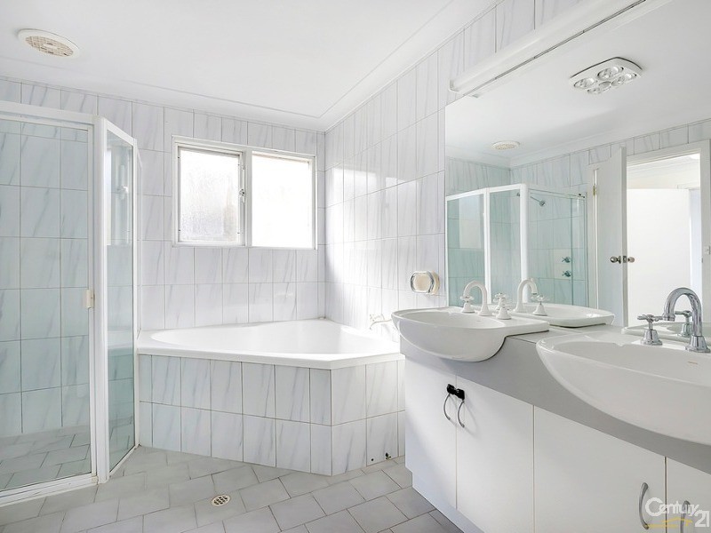 8/12 Arcadia Court, North Haven SA 5018