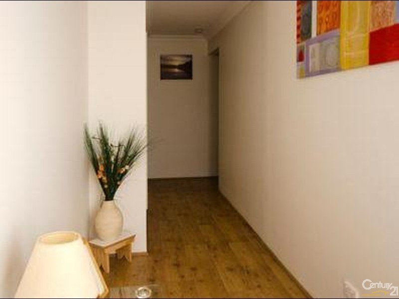 17 Bollen Street, North Haven SA 5018