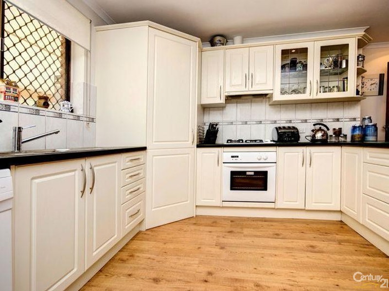 17 Bollen Street, North Haven SA 5018