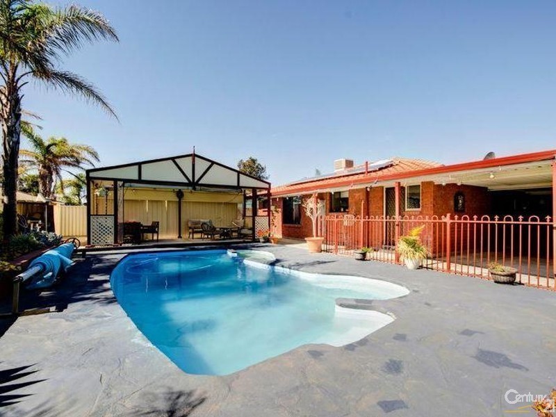 17 Bollen Street, North Haven SA 5018