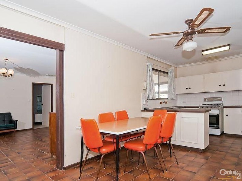 27 Osborne Road, North Haven SA 5018