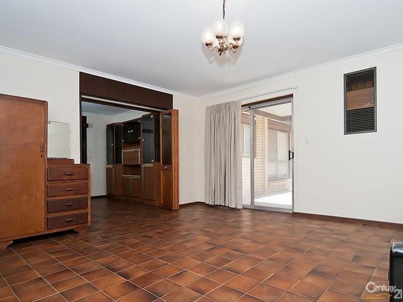 27 Osborne Road, North Haven SA 5018